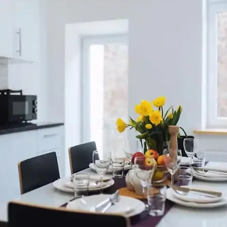Star Dust Haven-2Br For 6-Old Town-2